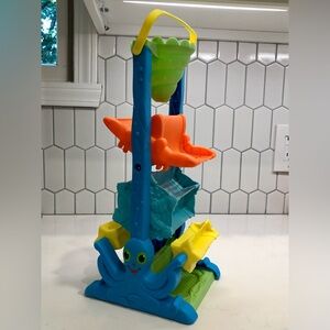 Melissa & Doug Seaside Sidekicks Sand-and-Water Sifting Funnel